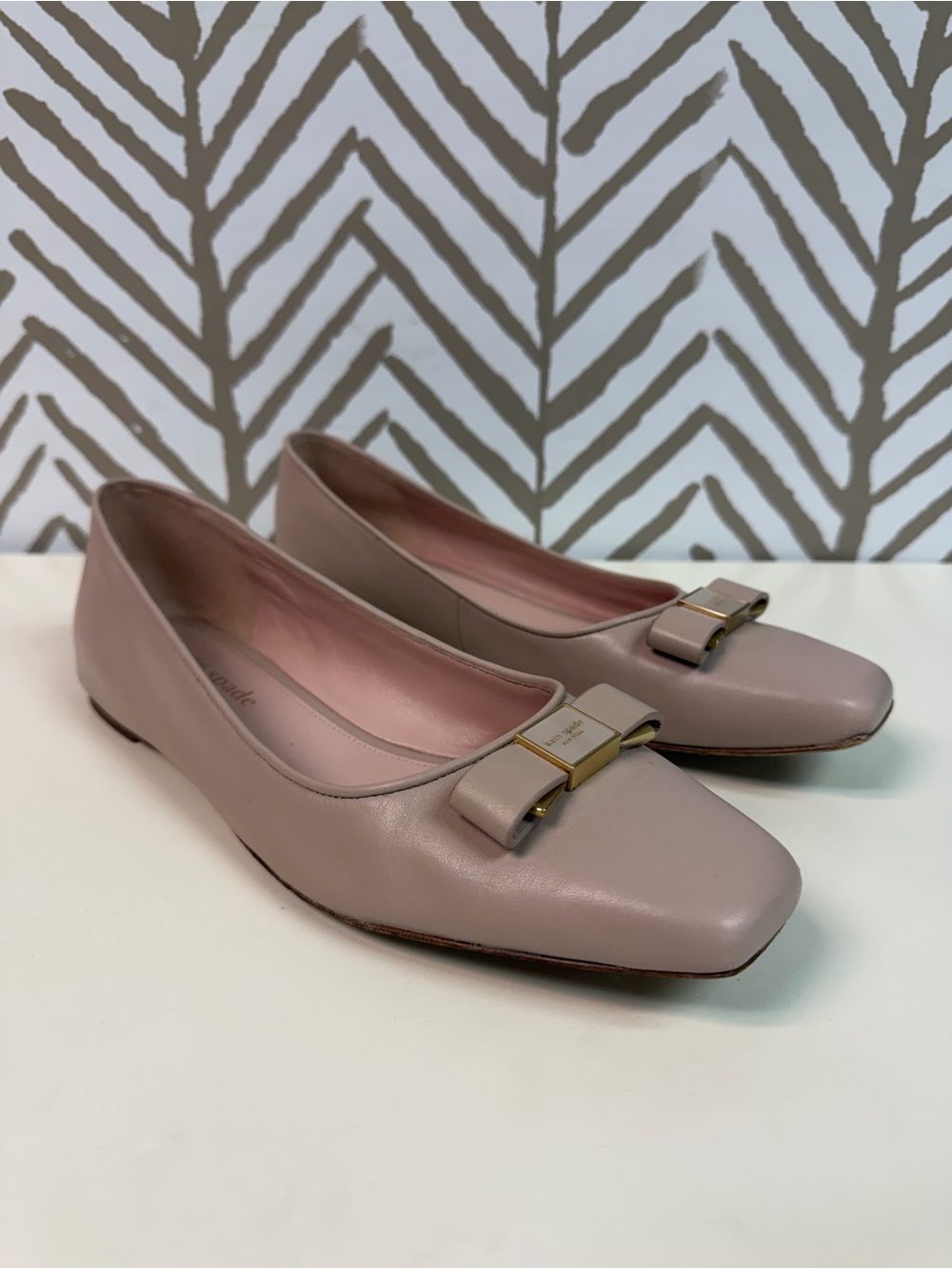 Kate Spade Bowdie Ballet Flat in Color Pale Vellum Size 9.5
